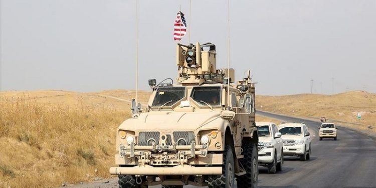 قوة اميركية تنقل قمحا من سوريا إلى العراق