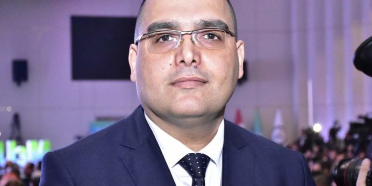 عادل سلمان ,, مديراً لهيئة الاعلام والاتصالات