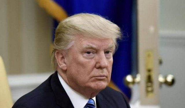 ترامب يصف المهاجرين من الشرق الأوسط بـ”وصمة عار”