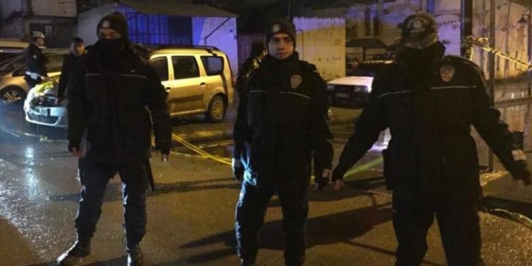 تركيا توقف 25 عراقياً يشتبه بانتمائهم إلى التنظيم