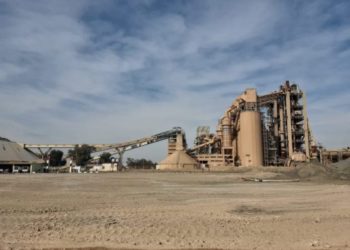 حقيقة عدم احالة معمل فوسفات القائم الى الاستثمار