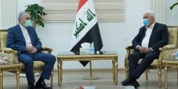 الفياض يلتقي وكيل وزير الدفاع الإيراني في بغداد ,, (لبحث التعاون العسكري)