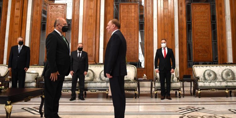 تفاصيل لقاء صالح مع نائب رئيس الحكومة الروسية