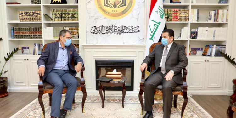 العراق يبحث مع بعثة الاتحاد الأوروبي ملف الحوار الوطني