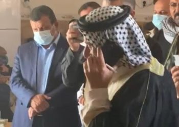 رئيس الوزراء مصطفى الكاظمي يتصل بالشيخ منذر ملا جواد التميمي لتقديم التعازي