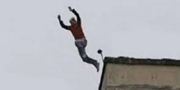 انتحار شاب برمي نفسه من اعلى سطح منزله ببغداد