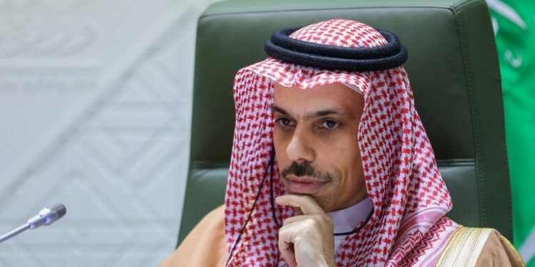 السعودية .. الوضع القائم في لبنان لم يعد قابلا للتطبيق