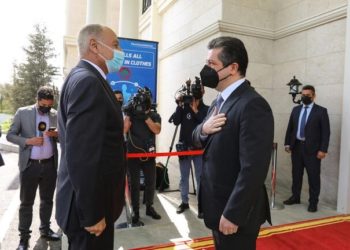 بارزاني .. نأمل في أن تحل الجامعة العربية المشاكل المتراكمة في العراق