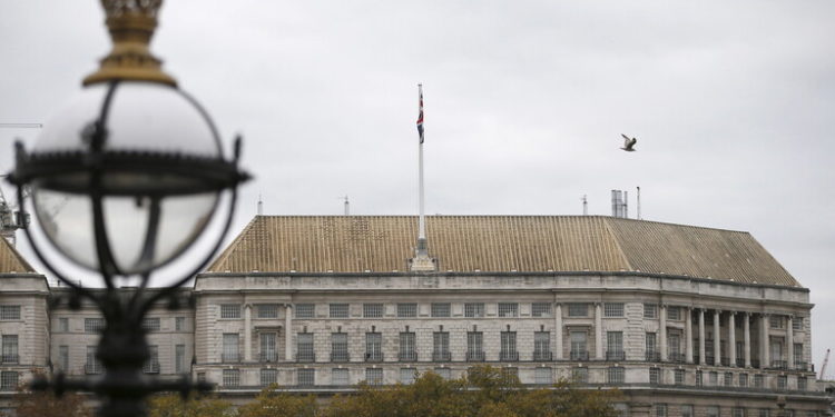 جهاز مكافحة التجسس البريطاني .. “Think Before You Link”