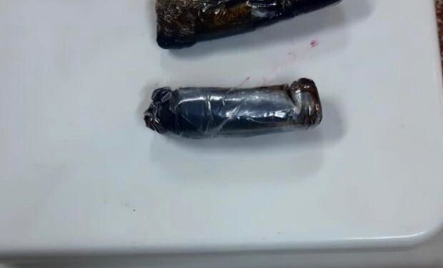 ضبط مسافر بحوزته مادة (الترياك) المخدرة بمنفذ زرباطية