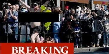اقتحام أمرءة جنازة الأمير فيليب .. وهي تردد “انقذوا الكوكب”