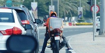 القبض على متعاطي كرستال (دليفري) في كرادة بغداد