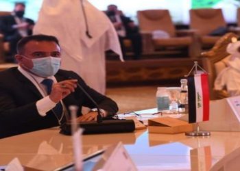 وزير الصحة يوضح في حوار اقليمي رؤية العراق للتغير المناخي