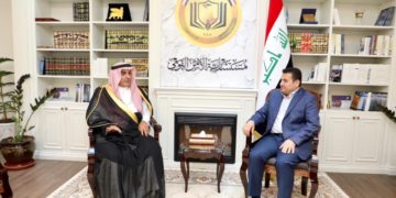 مستشار الأمن القومي يبحث مع السفير السعودي تعزيز العلاقات الأخوية بين البلدين