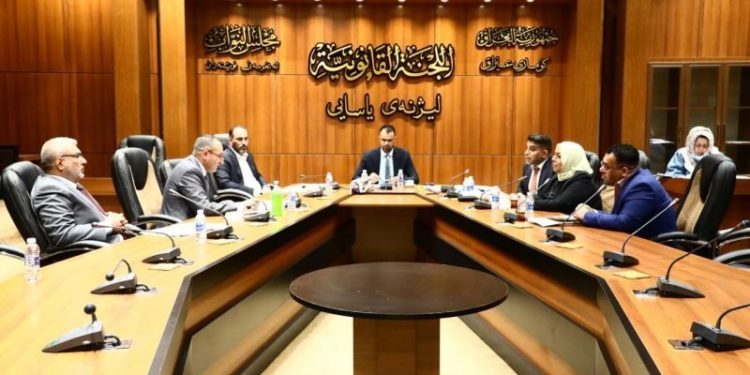 توصية نيابية لتحويل عدد من موظفي عقود الكهرباء الى دوائر التسجيل العقاري