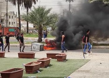 قطع طرق في الجادرية والكرادة خارج