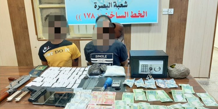 القبض على متهمين اثنين “بحيازة المخدرات” في البصرة