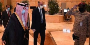 العراق يوقع سلسلة اتفاقيات مشتركة مع الجانب السعودي