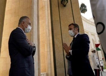 ماكرون يهاتف الكاظمي ويبدي رغبة فرنسية بالاستثمار في العراق