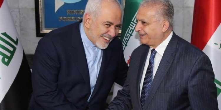 ظريف يلتقي بـ (مسؤولين بارزين) ويستعد للتوجه إلى اقليم كردستان