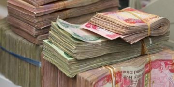 وزارة العمل تكشف عن خطة لصرف رواتب متراكمة لهذه الفئة
