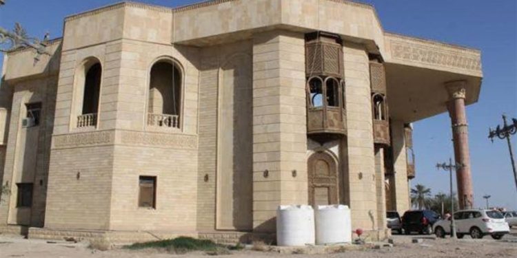 إرسال لجنة إلى البصرة للتحقيق بأحداث الليلة الماضية في مجمع القصور الرئاسي بتوجيه من الكاظمي