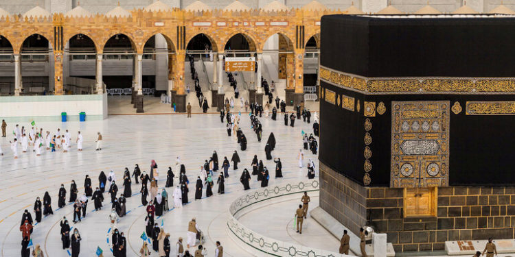 “شؤون الحرمين” ترفع الجاهزية استعدادا لاستقبال العشر الأواخر من شهر رمضان