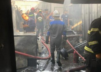 اخماد حريق منطقة (باب الشيخ) وانتشال جثة