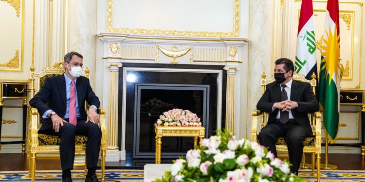 بارزاني يستقبل وفداً أميركيا رفيعاً ويبحث معه قضية (محكومي بادينان)