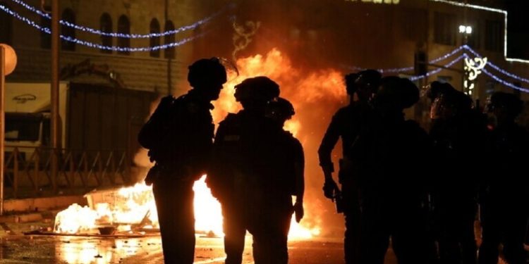 واشنطن ترسل مبعوثها إلى الشرق الأوسط في مساع للتهدئة