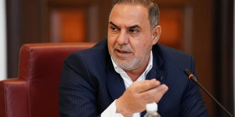 إعفاء مدير مستشفى ومعاونه بسبب التقصير في الواجب