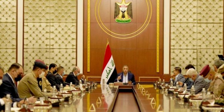 الكاظمي يصدر عدة توجيهات في اجتماع امني موسع