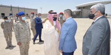 وصول وفد عراقي من “الضباط الكبار” إلى السعودية