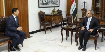 رئيس مجلس القضاء الاعلى يستقبل السفير المصري