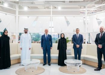 الامارات والعراق يبحثان التعاون الشبابي
