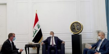 الكاظمي يؤكد سعي الحكومة لان يكون العراق عامل جذب عبر تحسين (البيئة الاسثمارية)