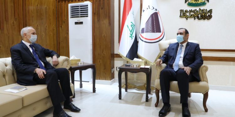 وزير التخطيط .. سياسات الإصلاح الاقتصادي تتطلب وقتا للمس نتائجها