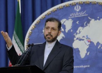 طهران تسلم بغداد مذكرة احتجاج على حرق مقراتها في العراق