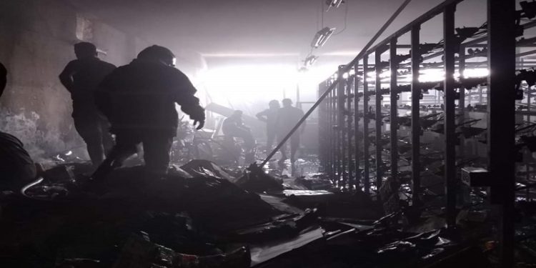 اندلاع حريق في معمل للبلاستيك غربي الموصل