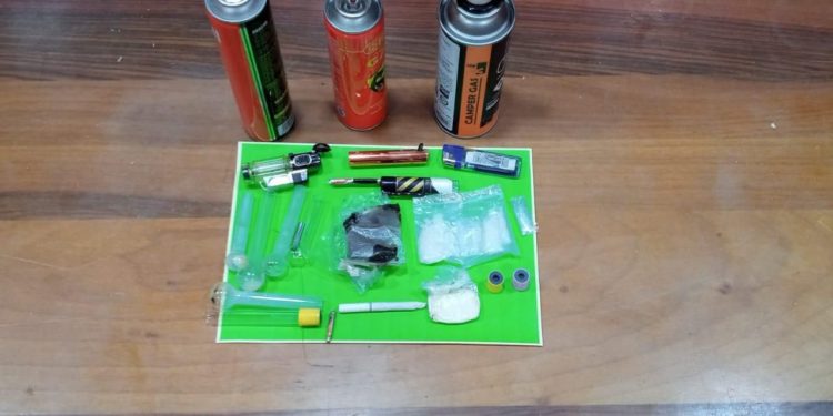 القبض على متهمين بتجارة المخدرات في الأنبار