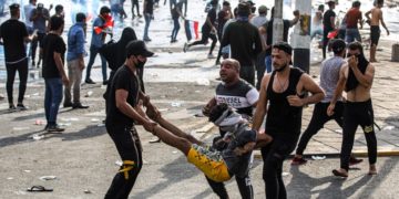 مفوضية حقوق الانسان ,, ترصد (عدد الشهداء والجرحى ) وتدعو الى محاسبة المسؤولين المقصرين بحماية التظاهرات