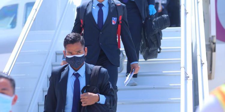 وفد منتخب النيبال يصل إلى البصرة لمواجهة منتخب العراق ودياً السبت