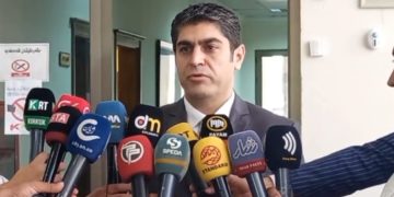 قاضٍ كردي يستقيل بسبب “استمرار قطع رواتب موظفي كردستان”