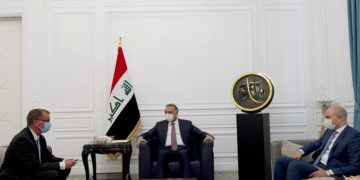 السفير الألماني يؤكد للكاظمي “استمرار دعم بلاده للعراق” بالحرب ضد الإرهاب