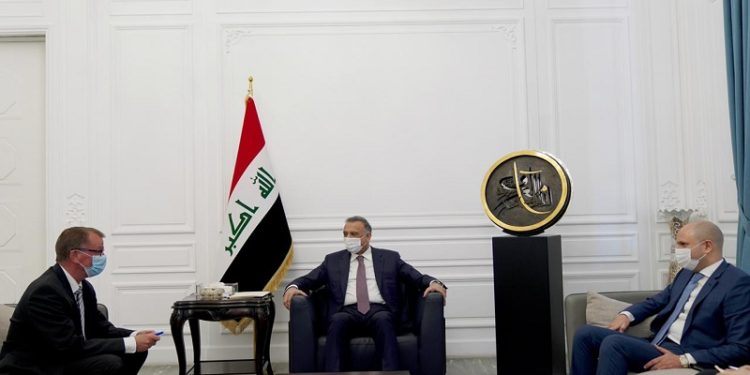 السفير الألماني يؤكد للكاظمي “استمرار دعم بلاده للعراق” بالحرب ضد الإرهاب