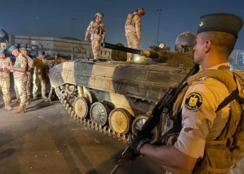 انسحاب المدرعات العسكرية المنتشرة في بغداد