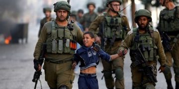 الجيش الإسرائيلي يستدعي آلاف عناصر الاحتياط ويلغي إجازات الجنود
