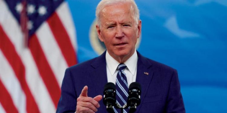 بايدن يكشف عن الجهة التي عطّلت أحد أكبر الخطوط النفطية في الولايات المتحدة