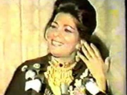 تدهور الحالة الصحية للشاعرة لميعة عباس عمارة