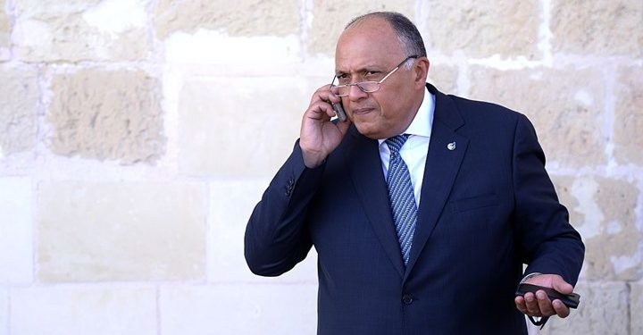 وزير الخارجية المصري يدعو خلال اتصال مع نظيره الفرنسي لوقف هجوم إسرائيل على غزة